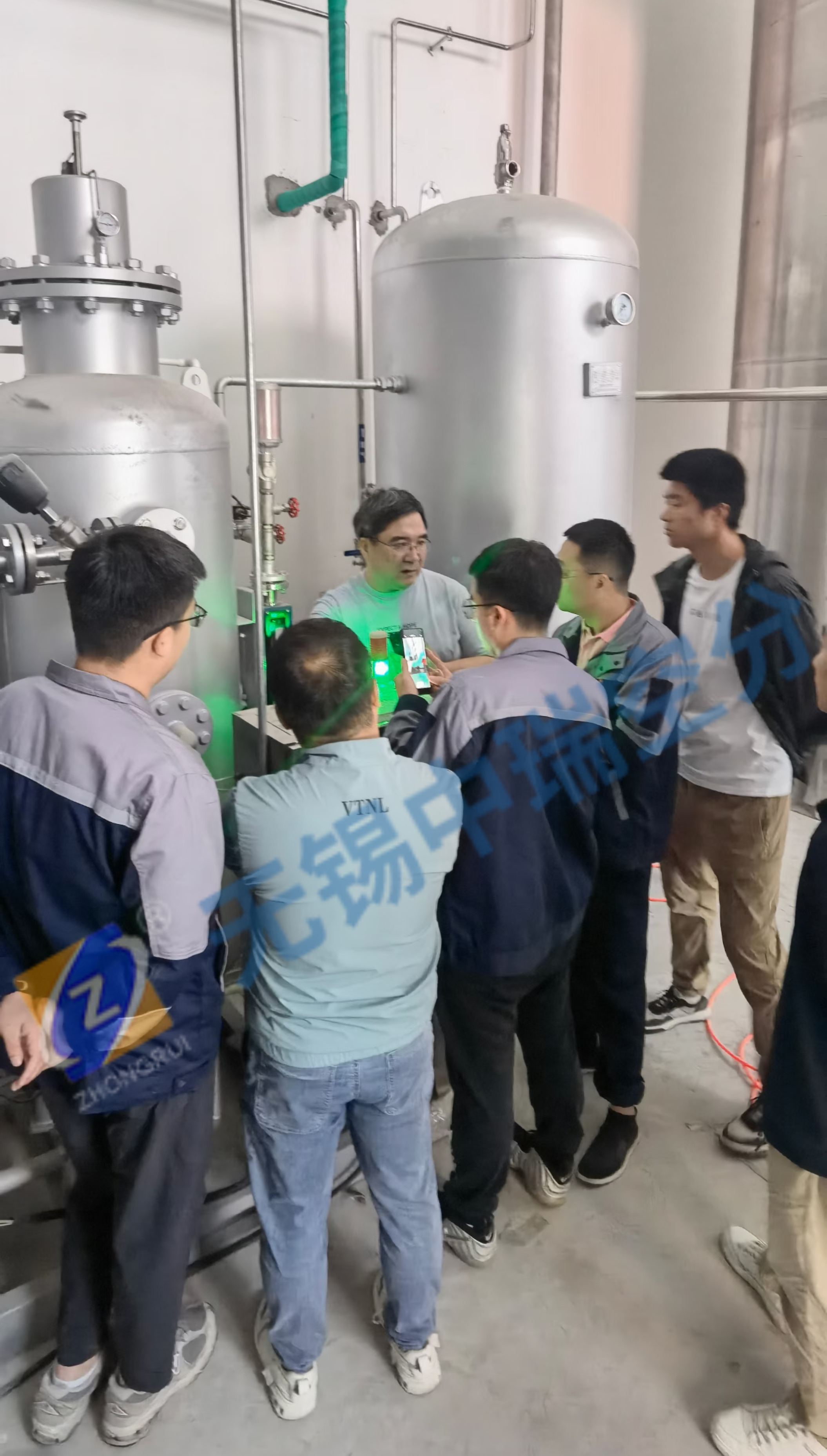 50方99.999%全不銹鋼高純度制藥用制氮機(jī)落地長春，安裝、調(diào)試、驗(yàn)收、培訓(xùn)均圓滿結(jié)束